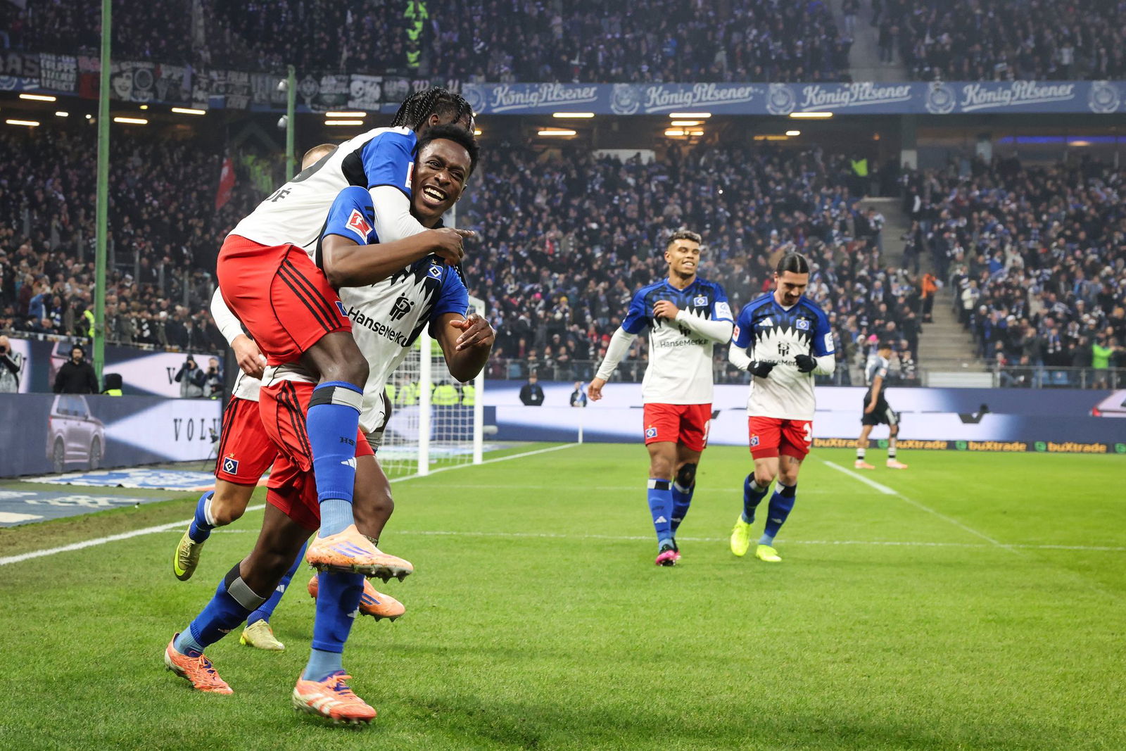 Der HSV ging durch Sambi Lokonga in Führung.