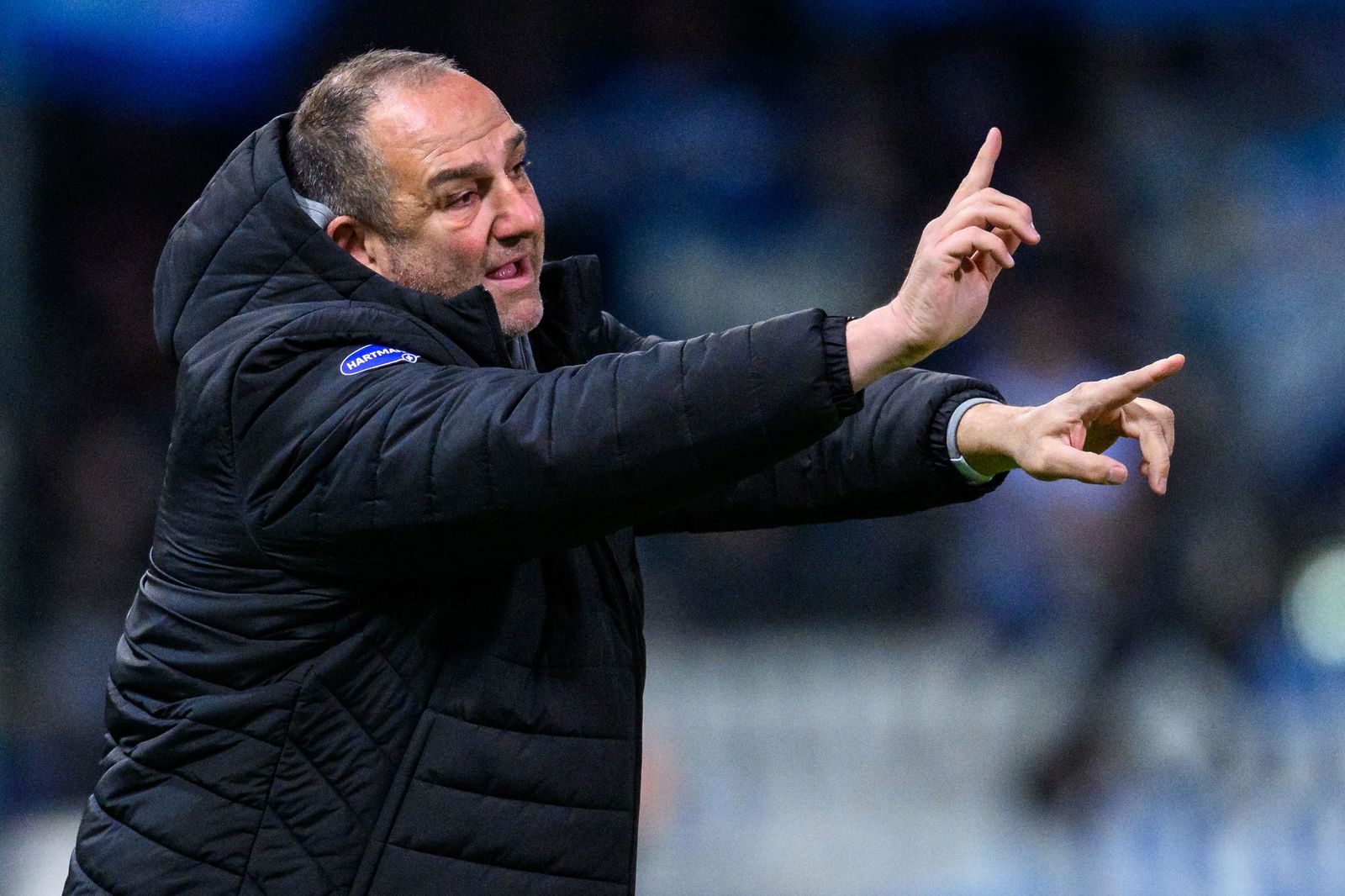 Frank Schmidt will nun seine Mannschaft zum Sieg gegen Freiburg peitschen. (Archivbild). 