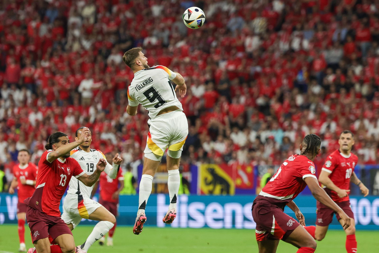 Niclas Füllkrug trifft bei der EM 2024 zum 1:1 gegen die Schweiz. (Archivbild) 