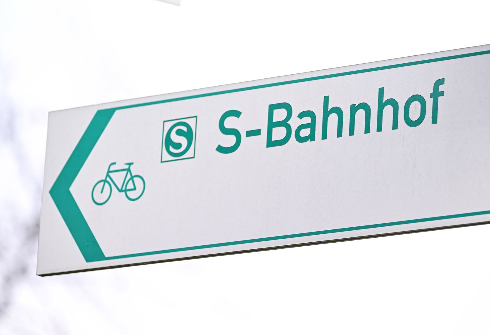 Reisende im S-Bahn-Verkehr brauchen Geduld. (Symbolbild)