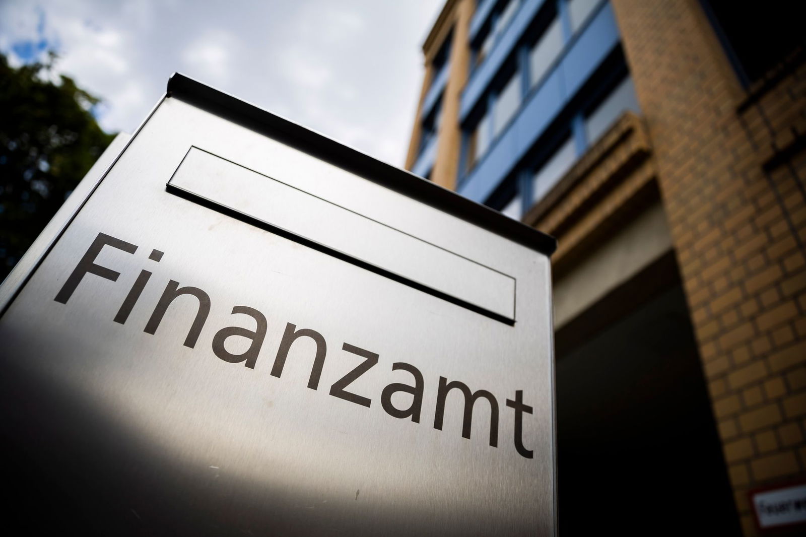 Baden-Württembergs Finanzämter sollen während der Weihnachtsfeiertage auf Maßnahmen wie Vollstreckungen oder die Androhung und Festsetzung von Zwangsgeld verzichten. (Archivbild)