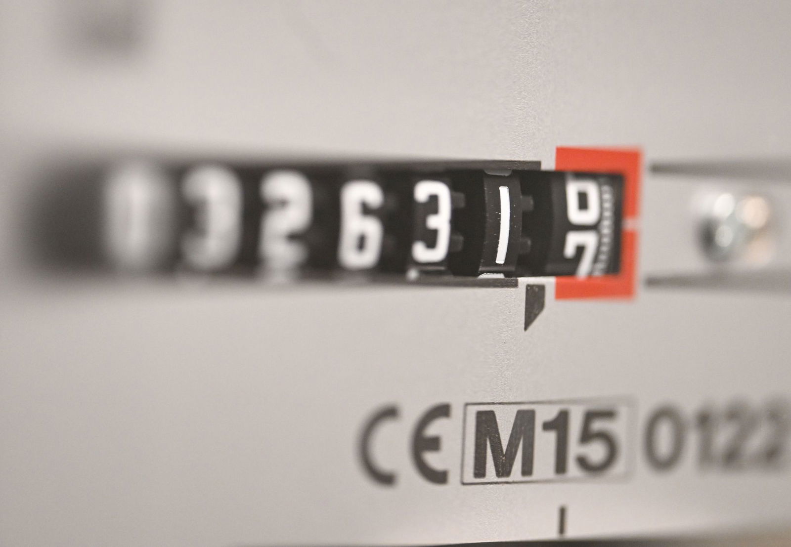 Zum Jahreswechsel werden Strom und Gas für Hunderttausende Südwest-Haushalte günstiger. (Symbolbild) 