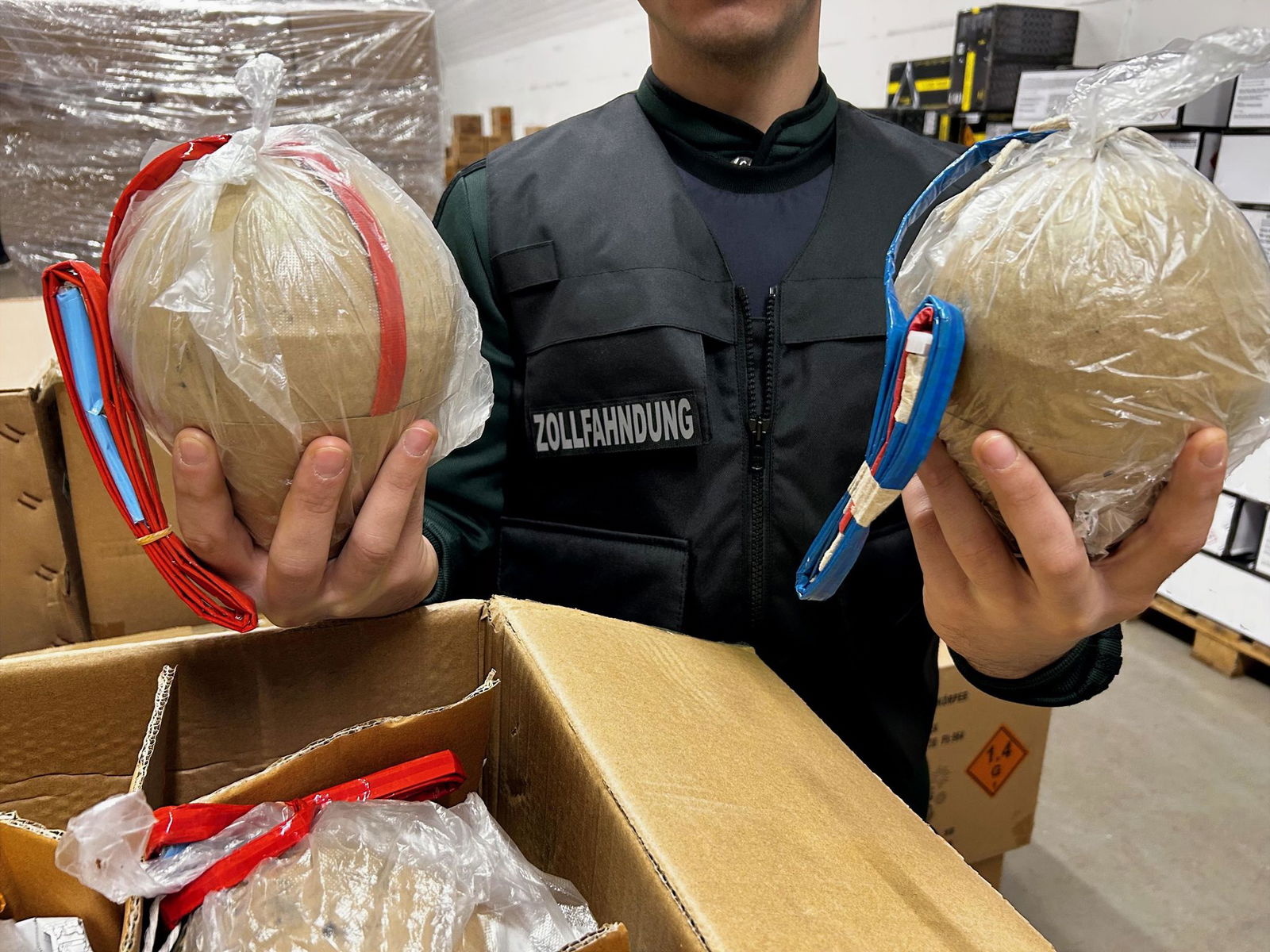 Kugelbomben sind hochgefährlich.