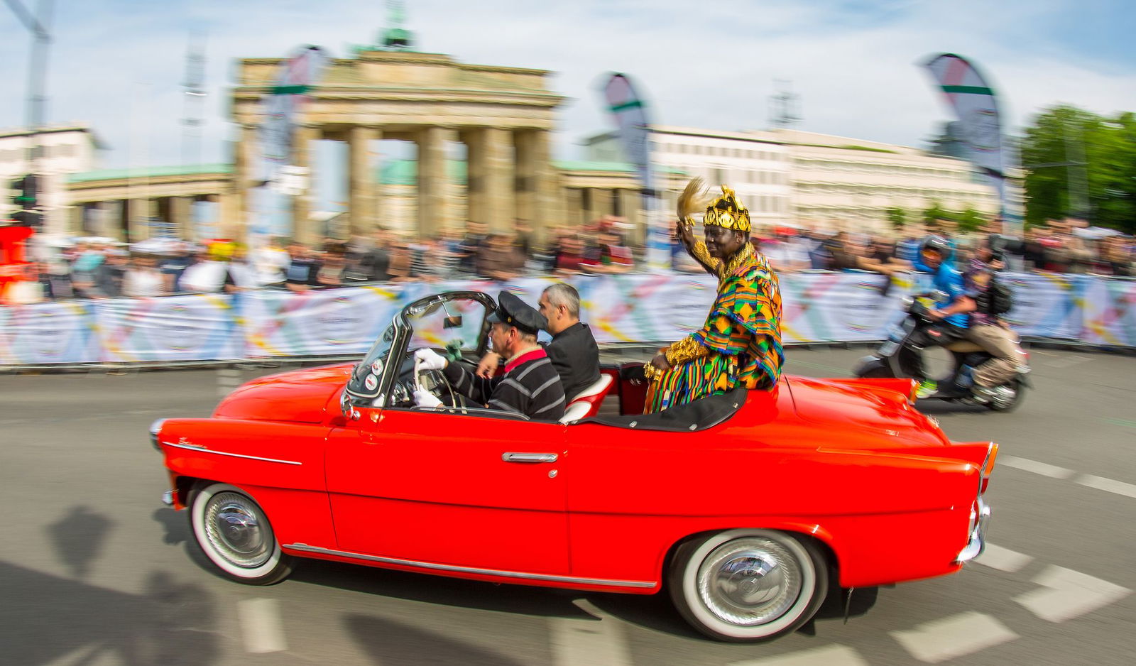 König Bansah ist auch Gast bei Events - wie hier 2014 in Berlin. (Archivbild)