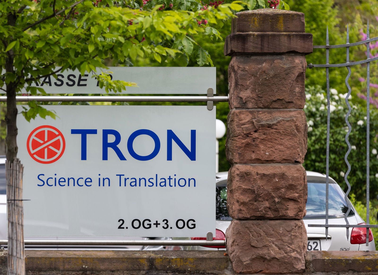 Bundeskanzler Friedrich Merz (CDU) plant einen Besuch des Instituts Tron. (Archivbild)