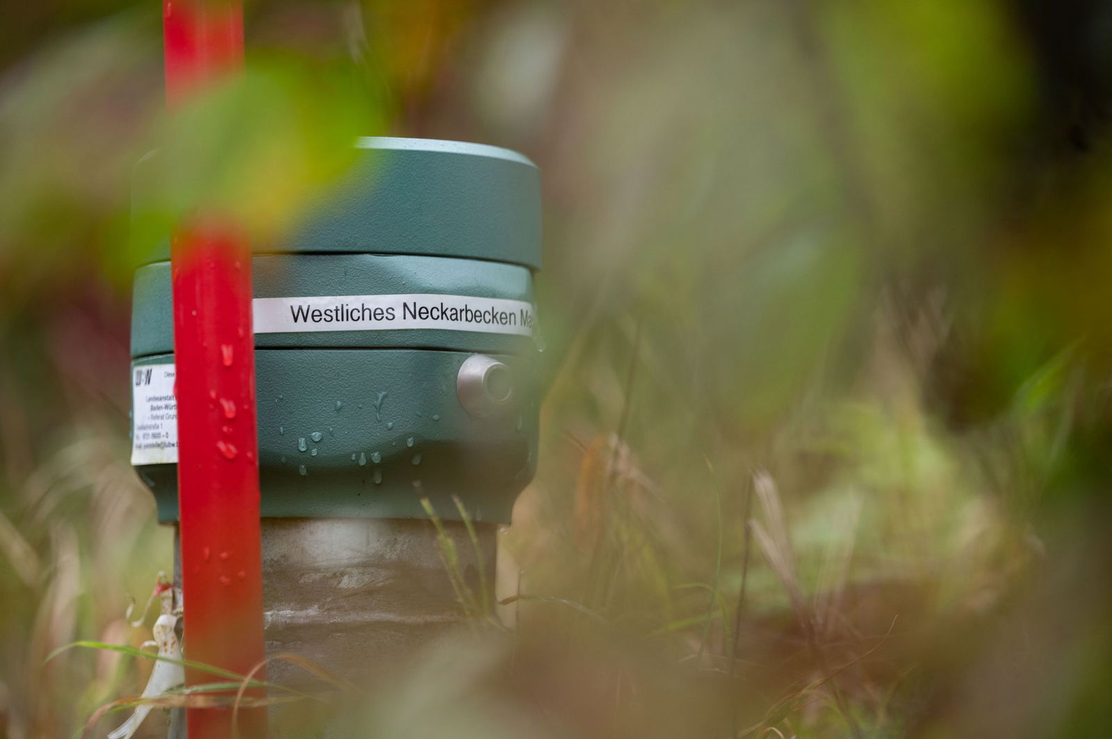 An mehreren Stellen im Land werden die Grundwasserstände gemessen. (Archivbild)