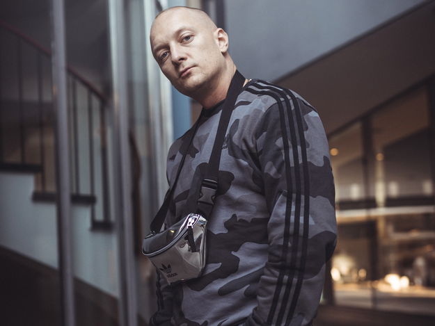 Olexesh Rapper Rapper Olexesh: Neugeborener Sohn & Mutter verstorben | bigFM