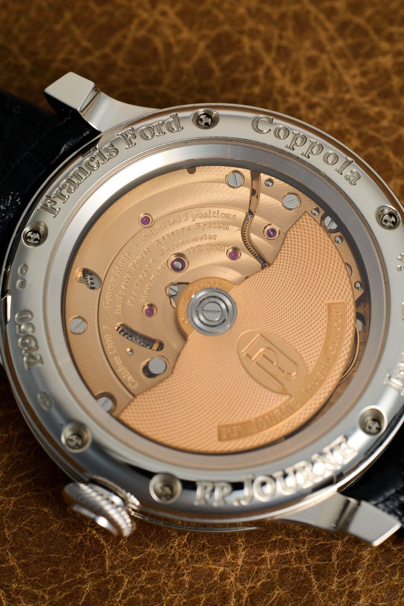 Der Name von Regisseur Francis Ford Coppola ist in die Luxus-Armbanduhr eingraviert.