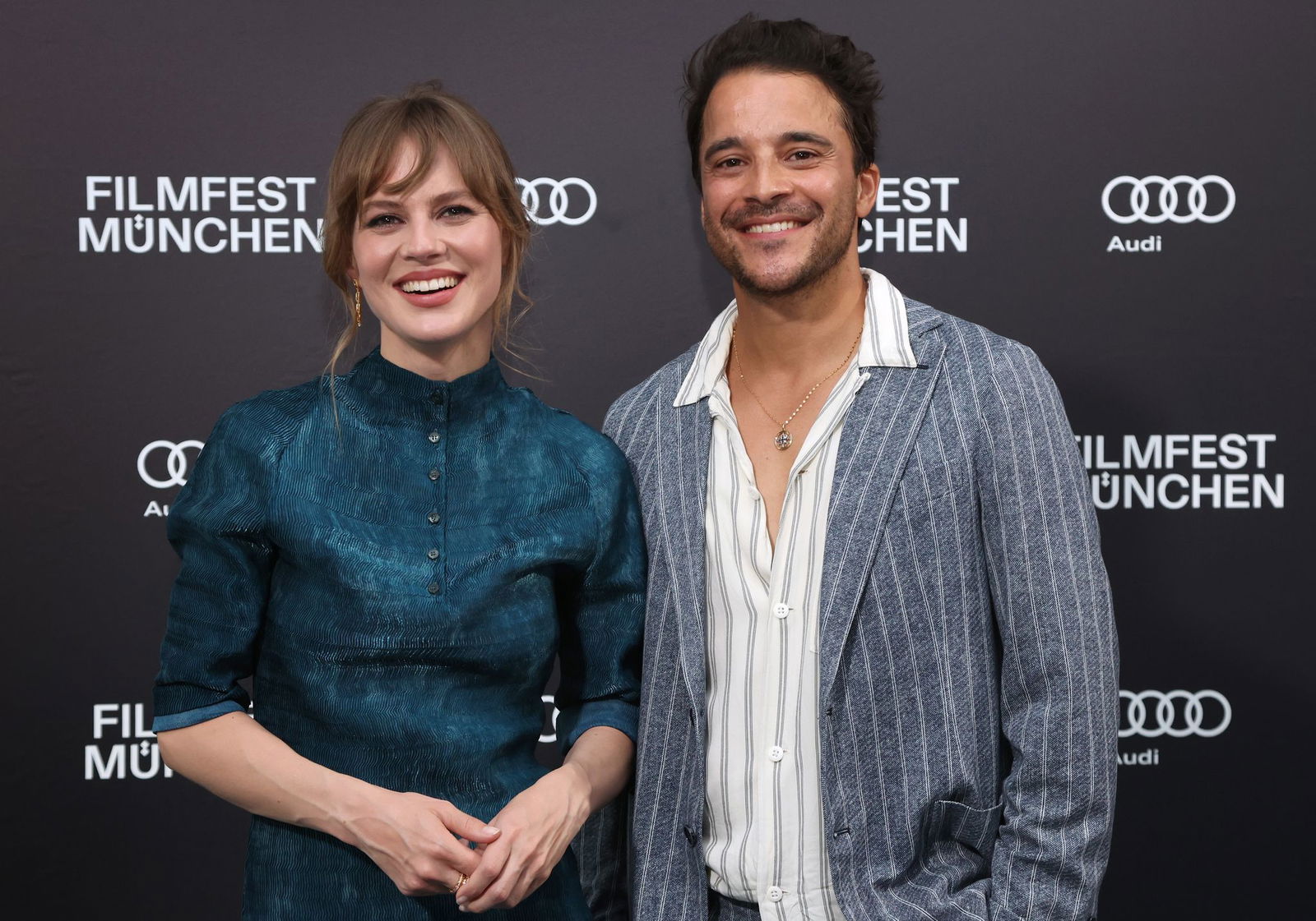 Auch für Alicia von Rittberg und Kostja Ullmann ist «Dinner for One» eine Tradition. (Archivbild)