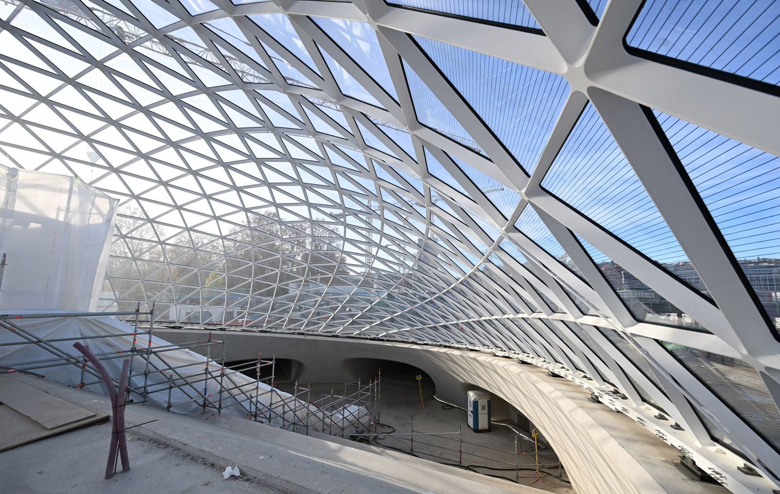 Wann Fahrgäste den neuen Tiefbahnhof in der Stuttgarter Innenstadt nutzen können, ist derzeit völlig unklar. (Archivbild)