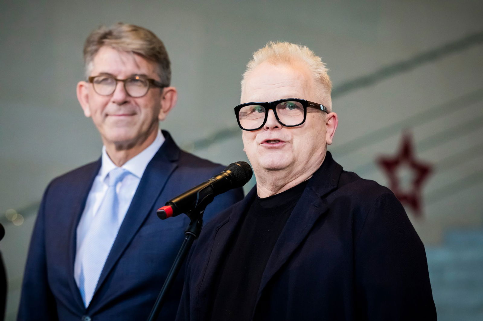 Herbert Grönemeyer nennt die Vergütung ein System für Doofe.