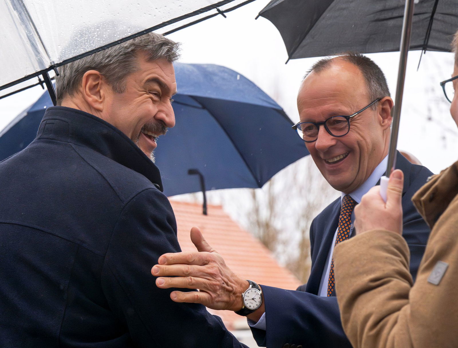 Vor einem Jahr strotzte die Union vor der Bundestagswahl noch nur so vor Selbstbewusstsein - inzwischen ist auch bei CDU und CSU die Stimmung gedämpfter. 2026 wird ein schwieriges Jahr für die Union mit großen Herausforderungen. (Archivbild)