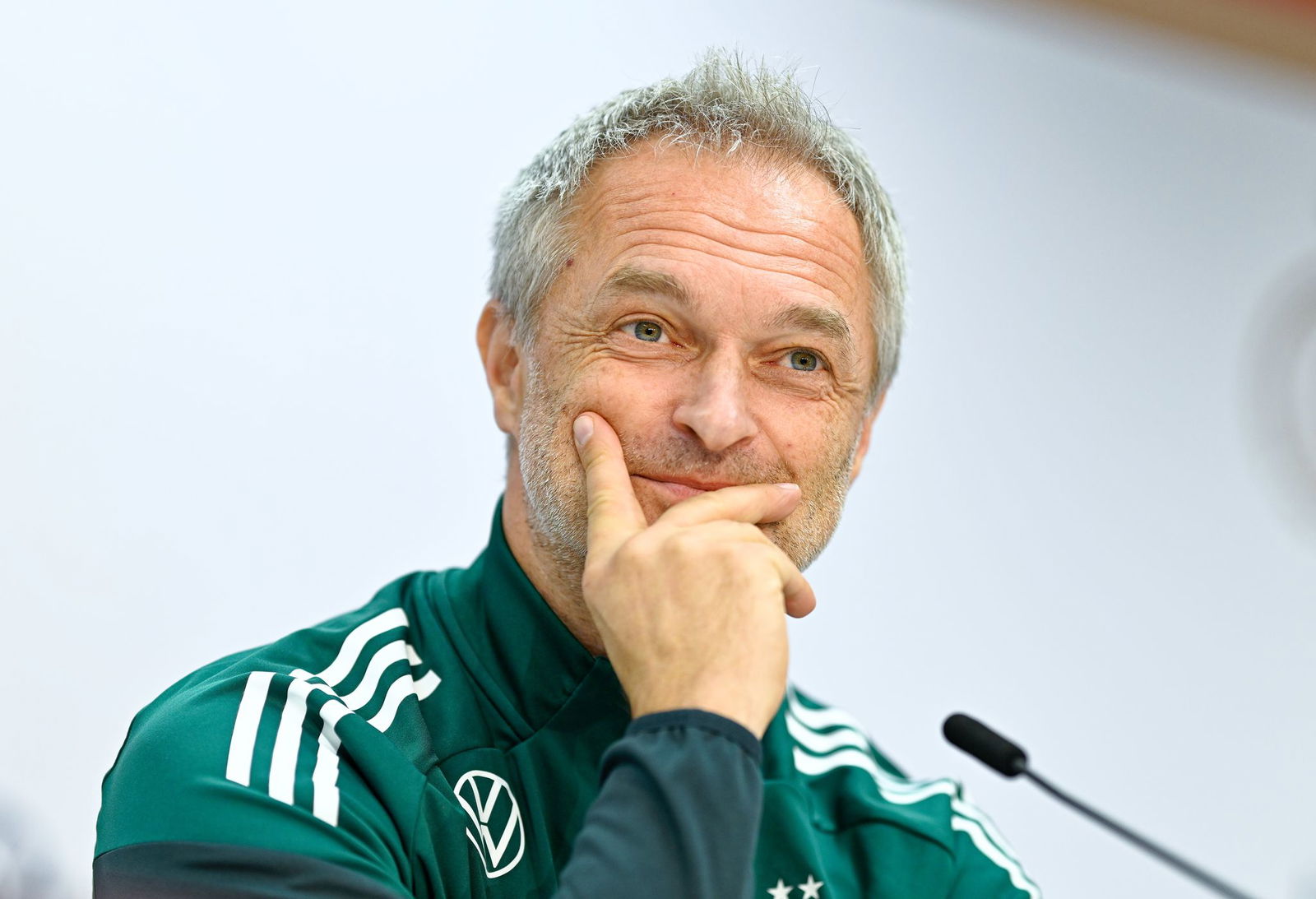 Bundestrainer Christian Wück hat seinen Vertrag noch nicht verlängert. (Archivbild)