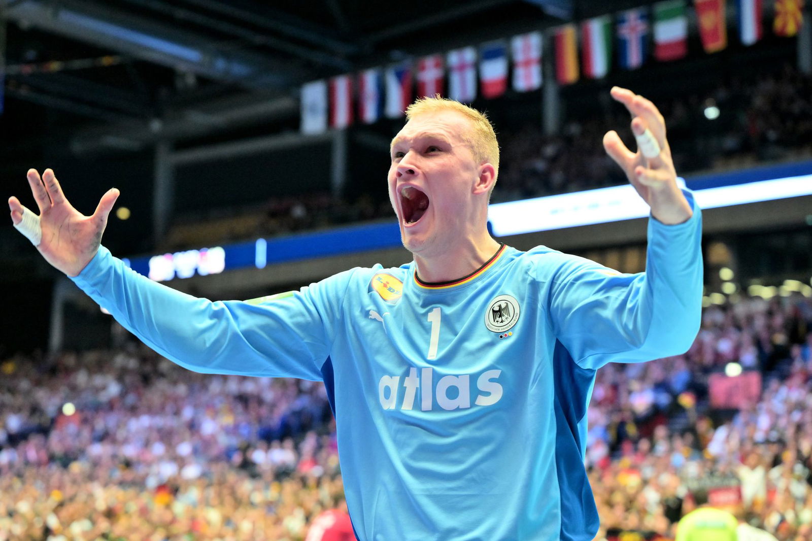 David Späth heizte den Zuschauern mit starken Paraden ordentlich ein.