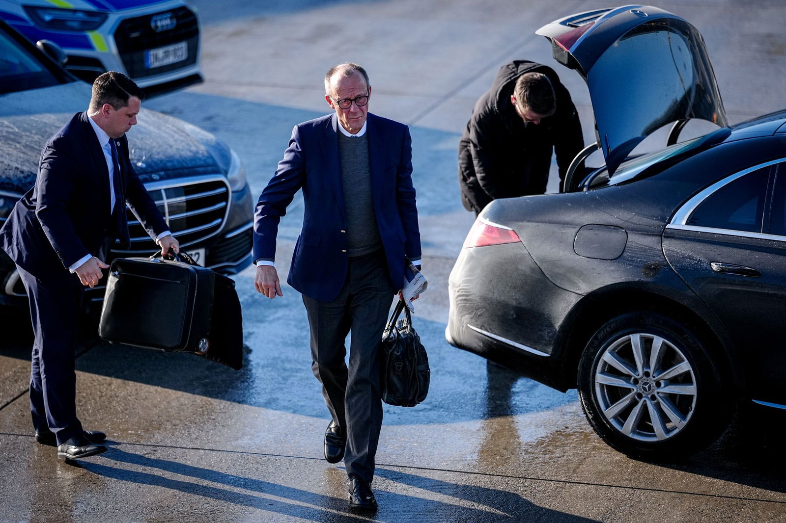 Begleitet wird der Kanzler von einer Wirtschaftsdelegation.