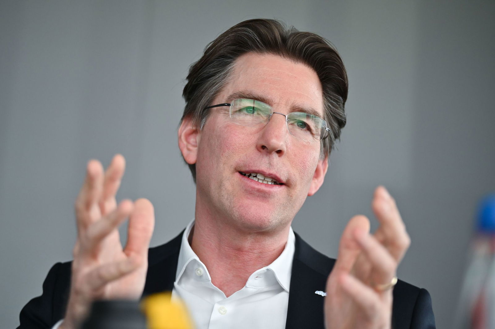 Flughafen-Chef Ulrich Heppe: «Dieses Jahr ist eine Herausforderung.» (Archivbild)