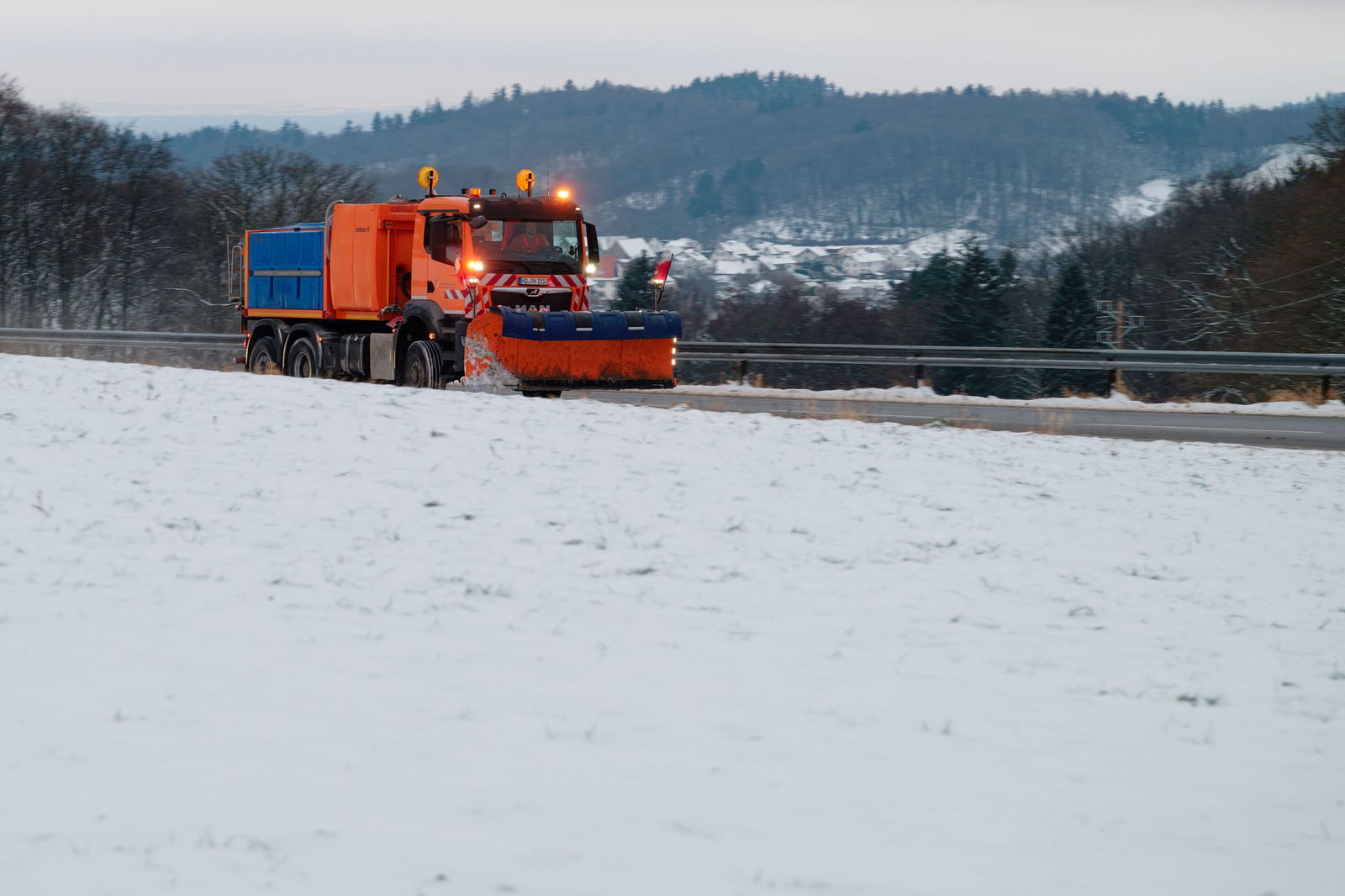 Die Winterdienste haben gut zu tun. 