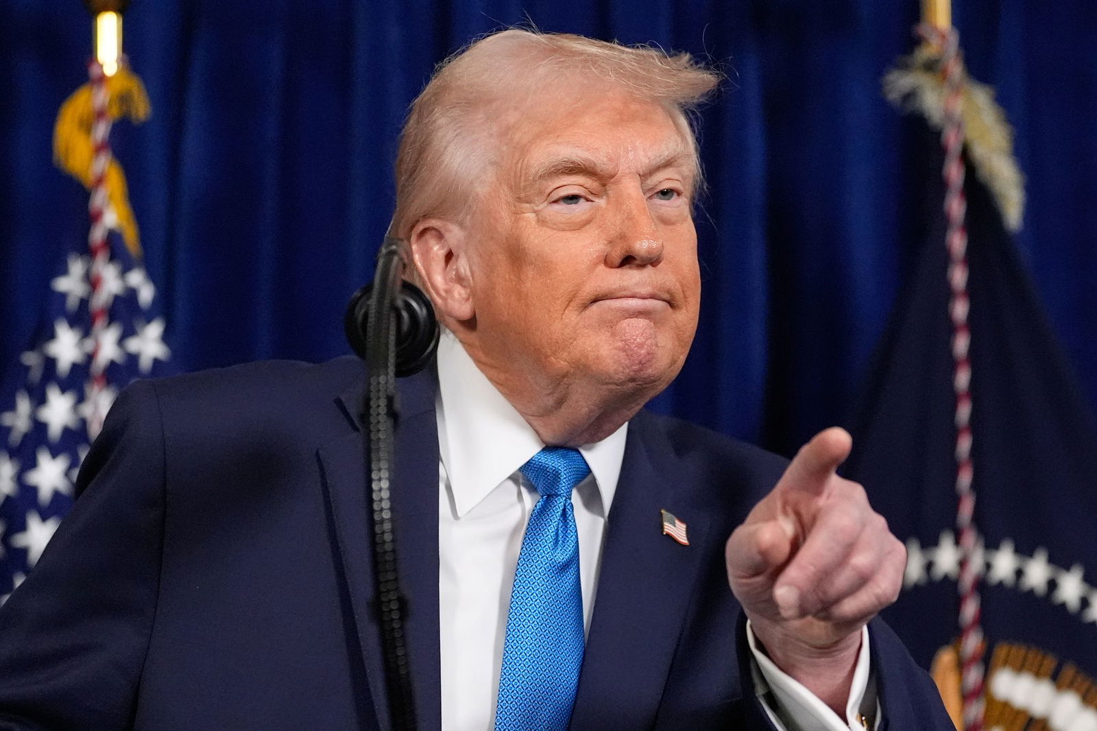 Laut Trump werden die USA das Land vorübergehend führen. 