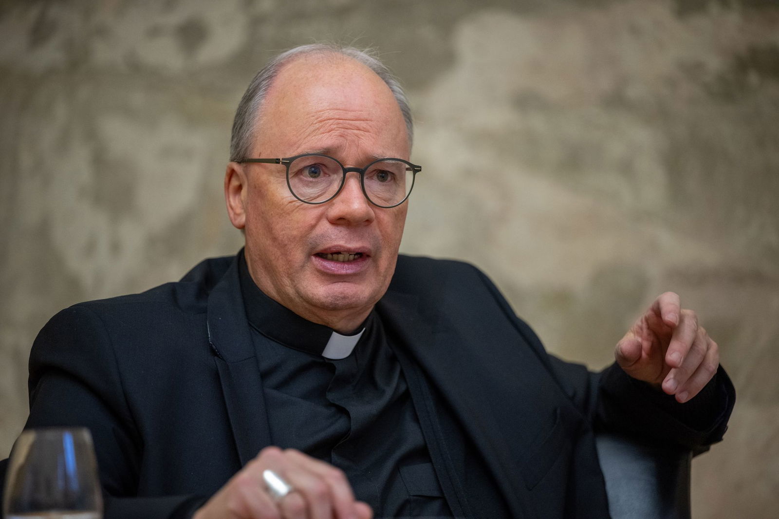 Bischof Ackermann findet den neuen Wehrdienst legitim und wichtig. (Archivbild)