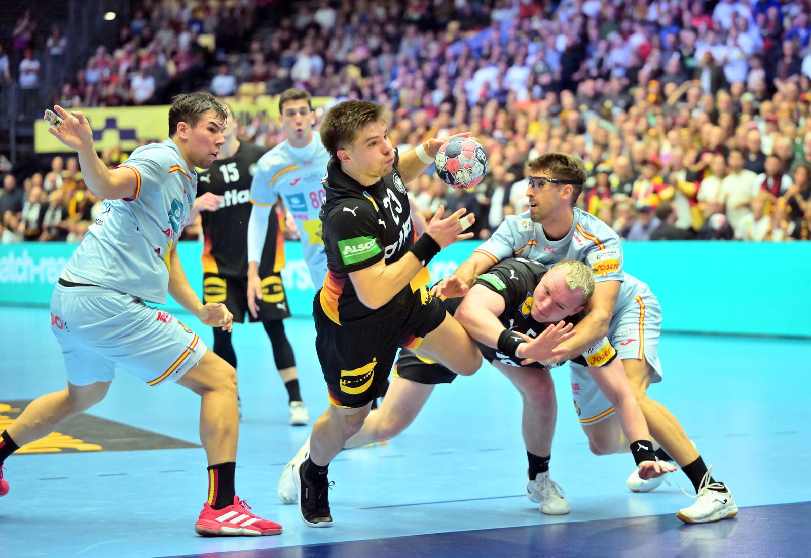 War bester deutscher Werfer gegen Spanien: Renars Uscins.