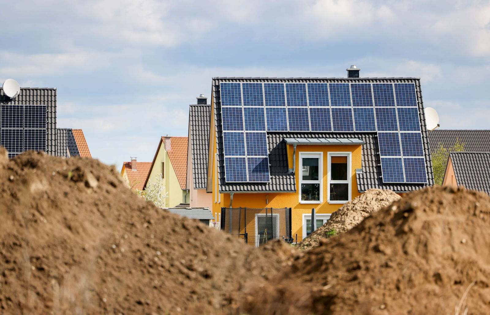 Die Niedrigzinspolitik der Zentralbank nach der Finanzkrise hatte das Geschäft der Bausparkassen jahrelang unter Druck gesetzt. (Symbolbild)