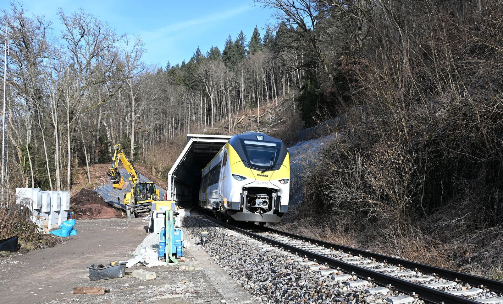 Die Hesse-Bahn im Schwarzwald auf Probefahrt.