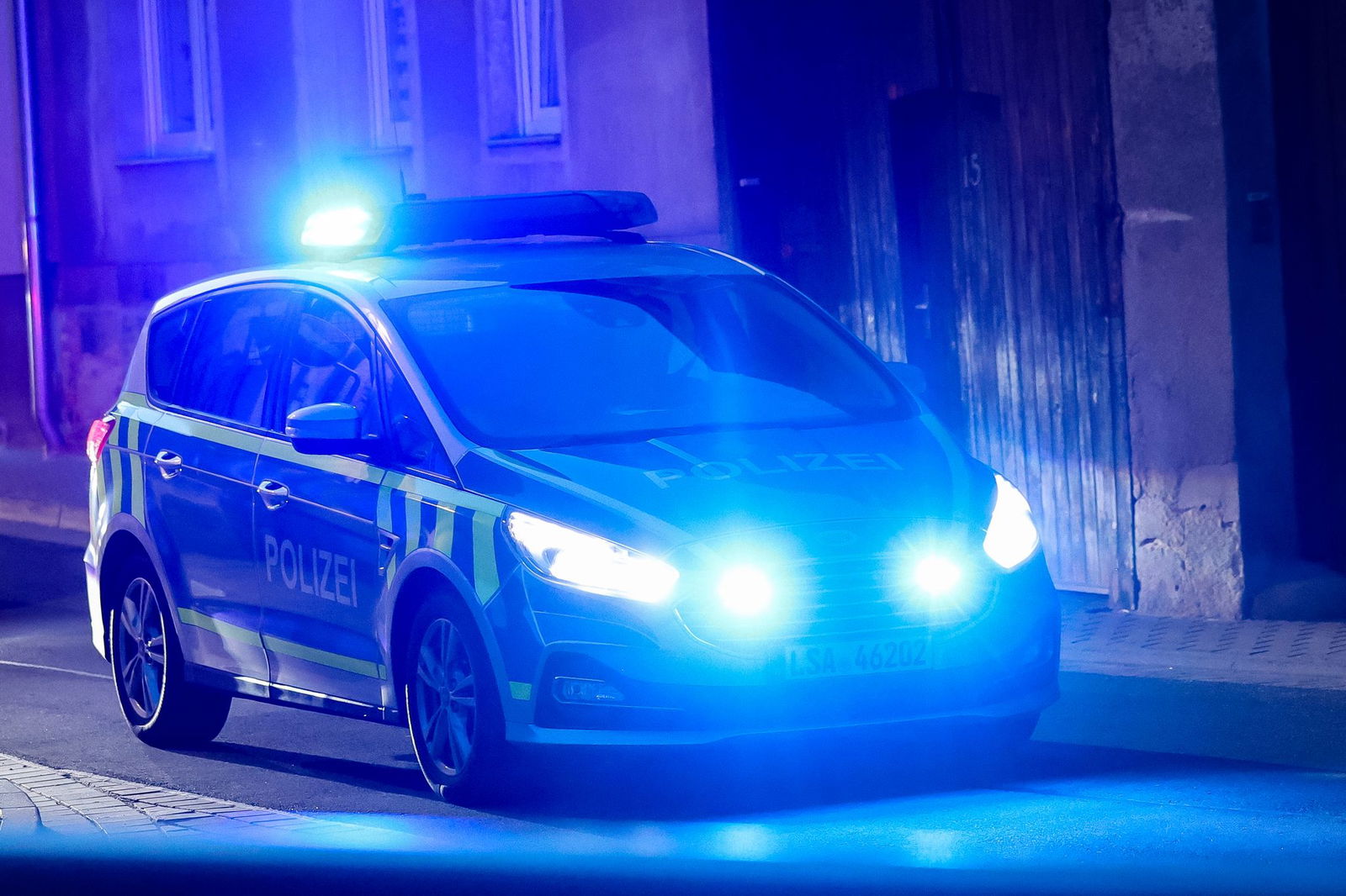 Die Polizei hat zehn mutmaßliche Drogenhändler festgenommen (Symbolbild)