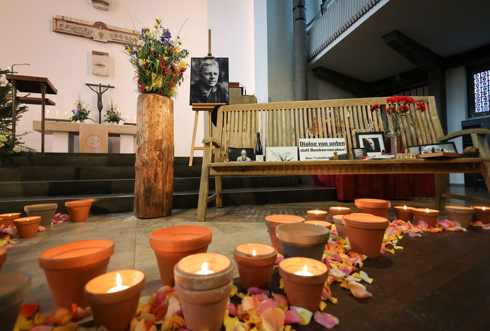 Rolf Becker war am 12. Dezember im Alter von 90 Jahren gestorben.