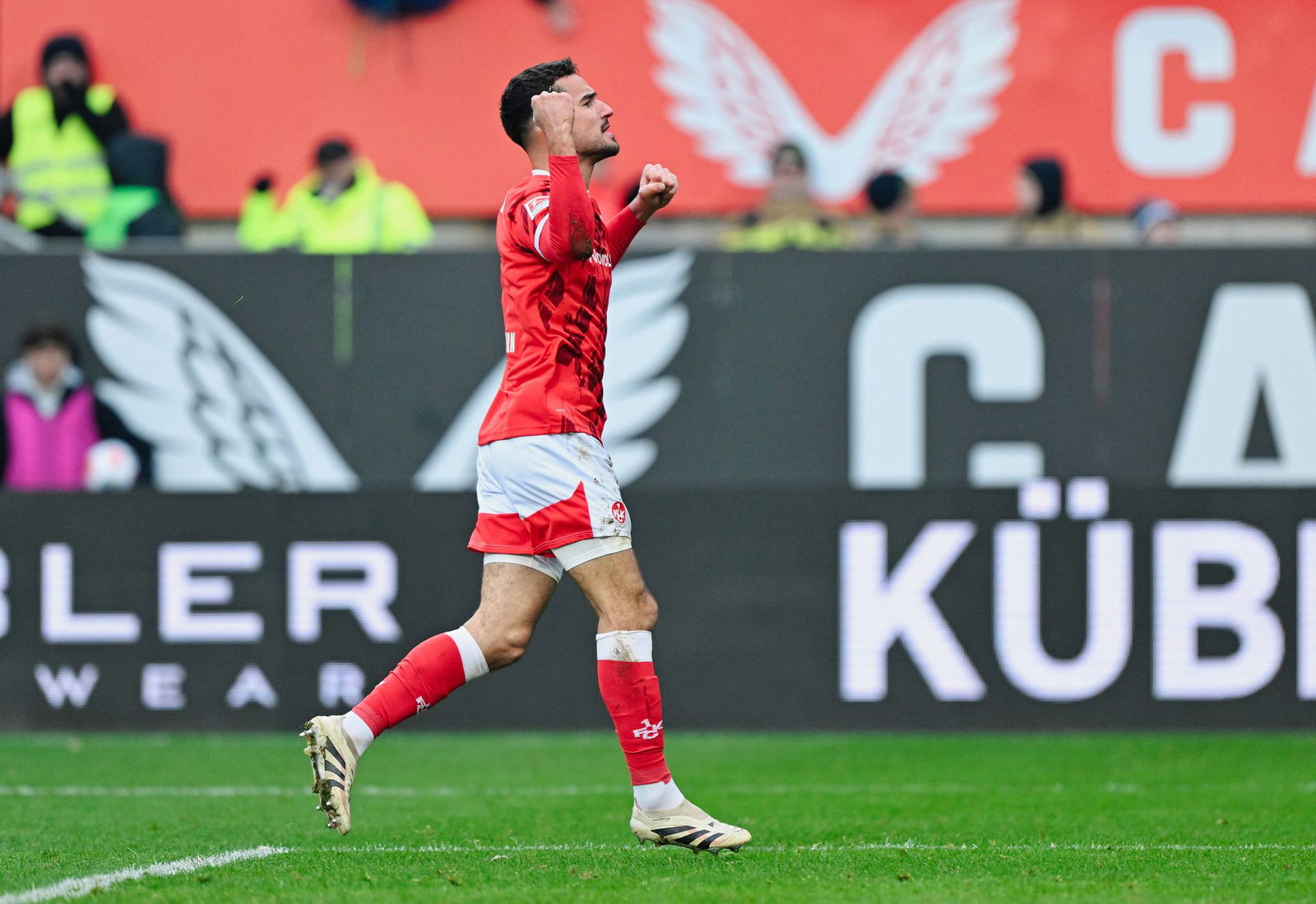 Ivan Prtajin traf für Kaiserslautern zum 1:1.