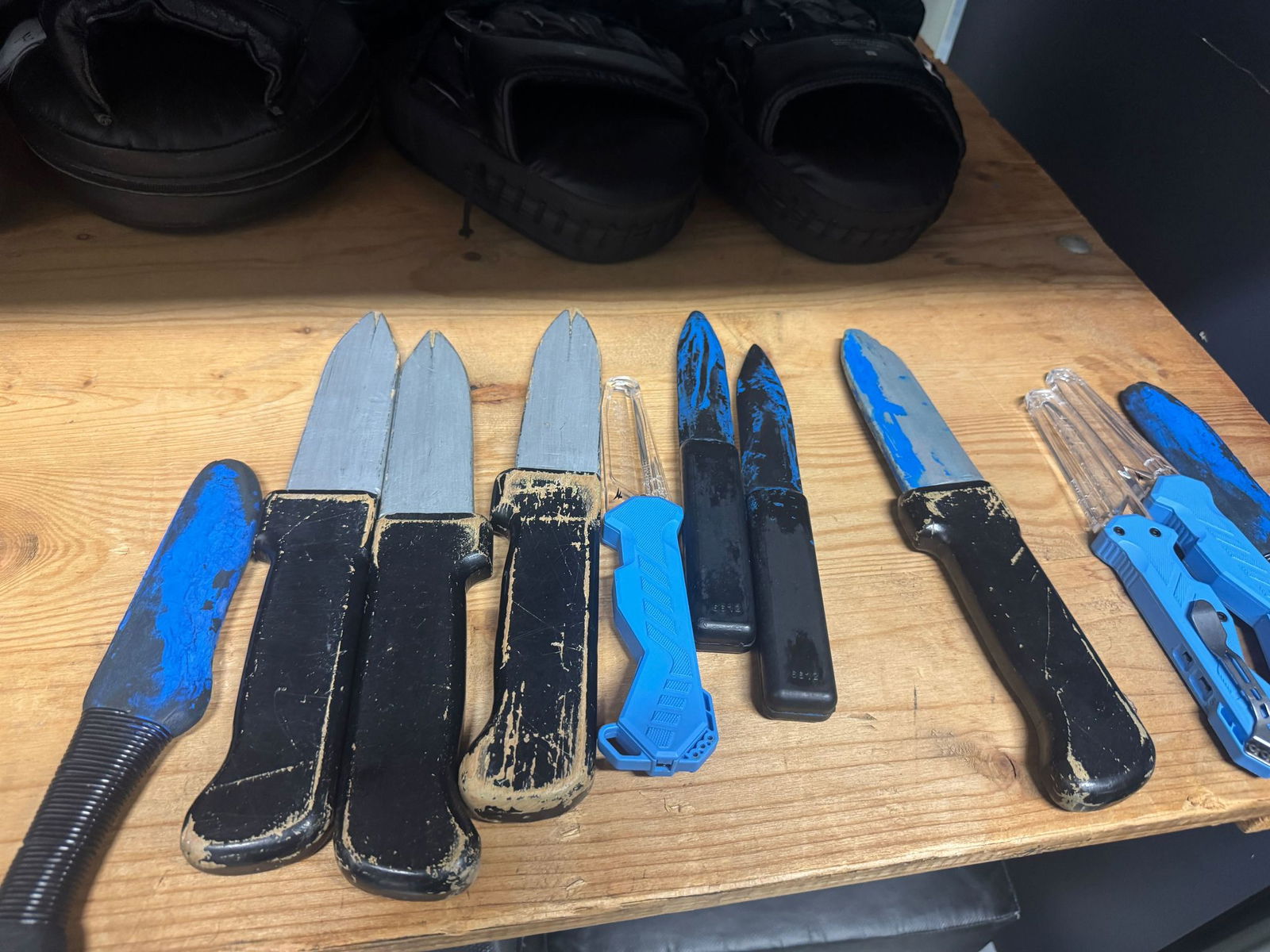 Mit den Attrappen simulieren die Beamten echte Angriffe. 