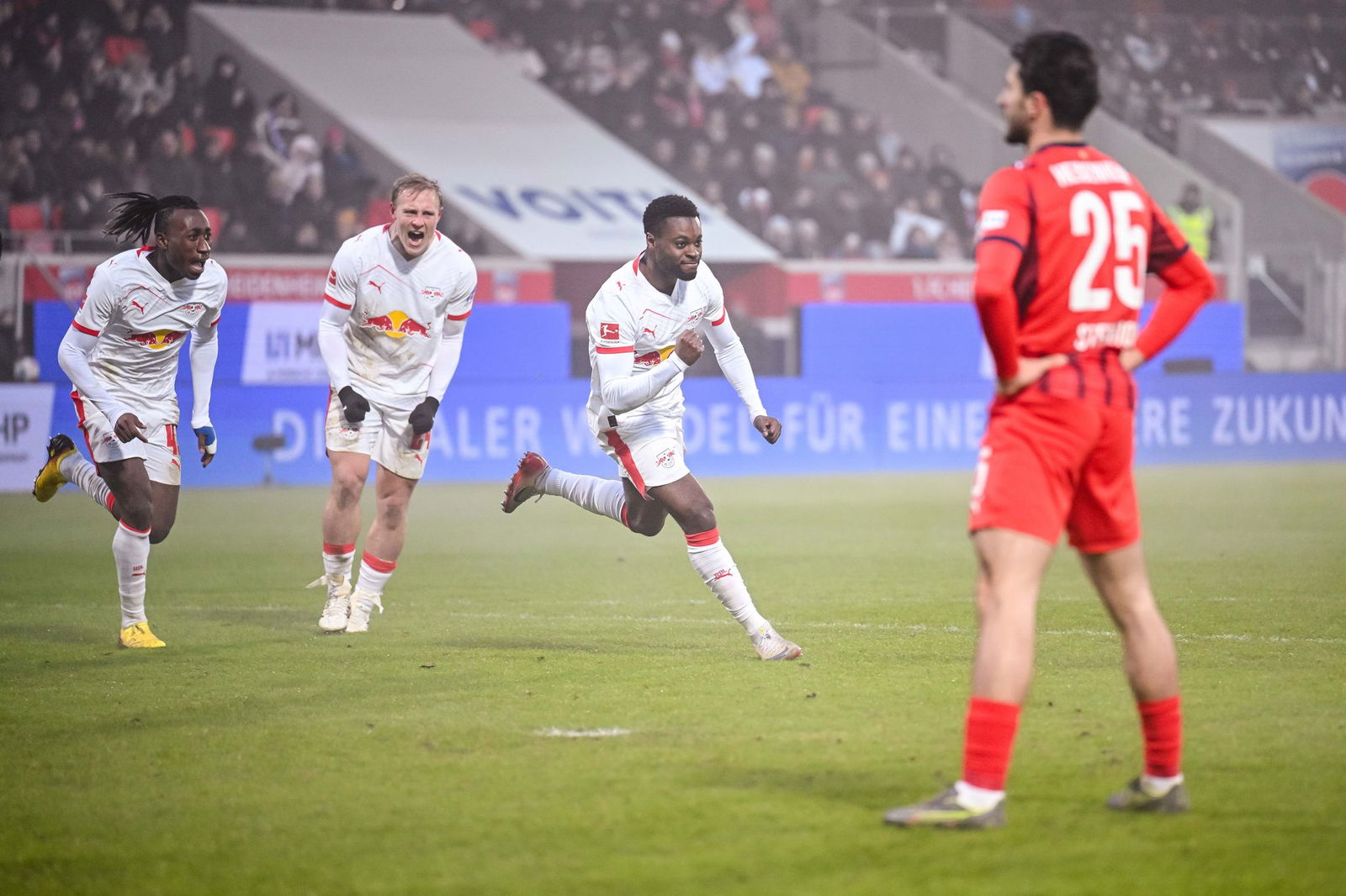 Leipzig jubelt, Heidenheim bleibt nur der Frust.