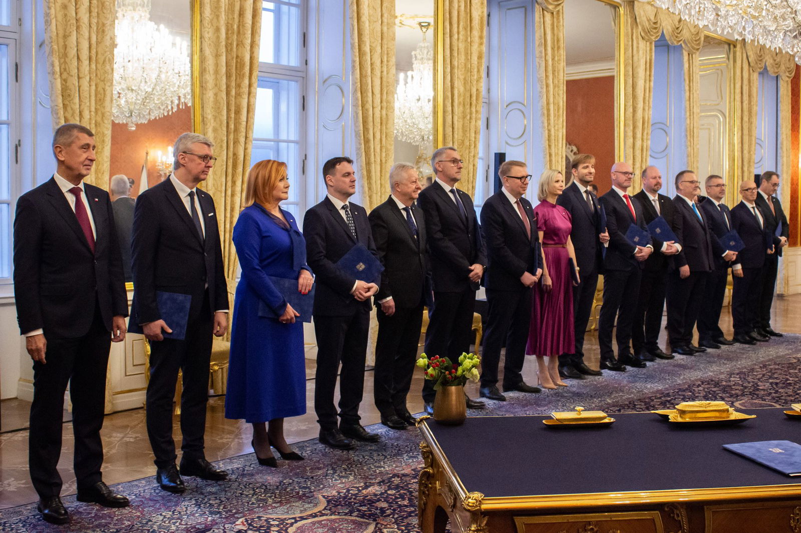 Die Verfassung sieht vor, dass jedes neue Kabinett innerhalb von 30 Tagen nach seiner Ernennung die Vertrauensfrage stellen muss. (Archivbild)