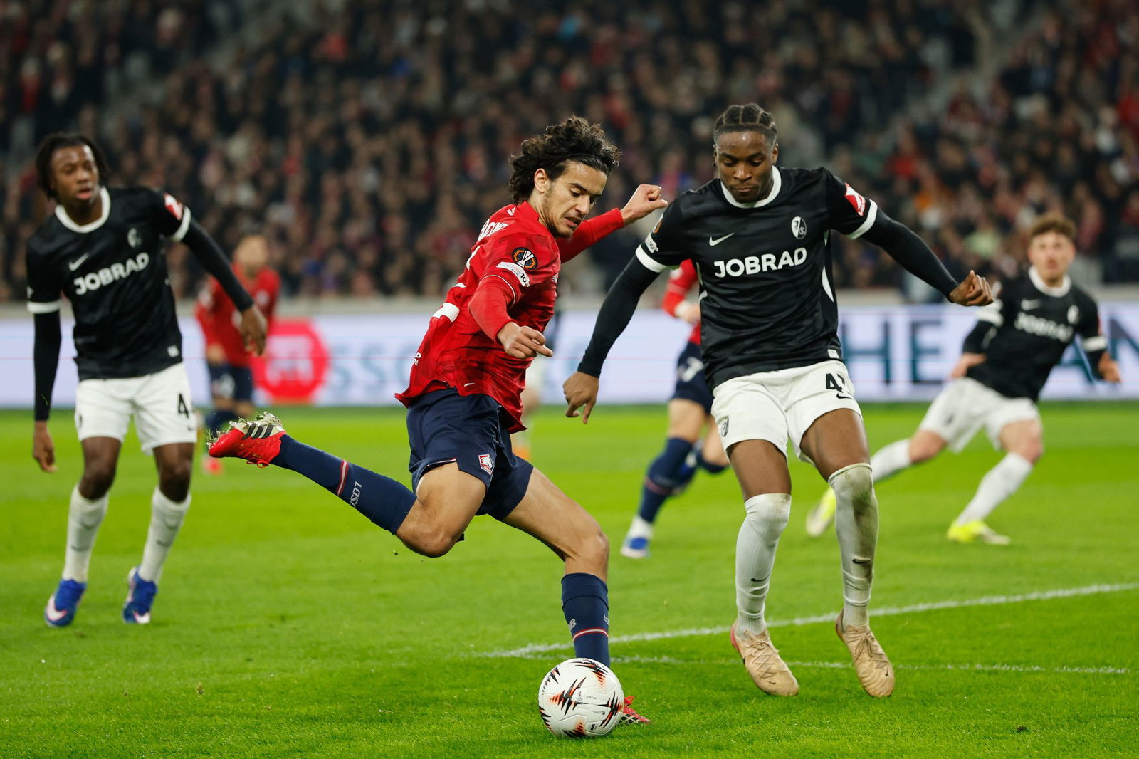 Bruno Ogbus und die SC-Defensive verteidigten konzentriert.