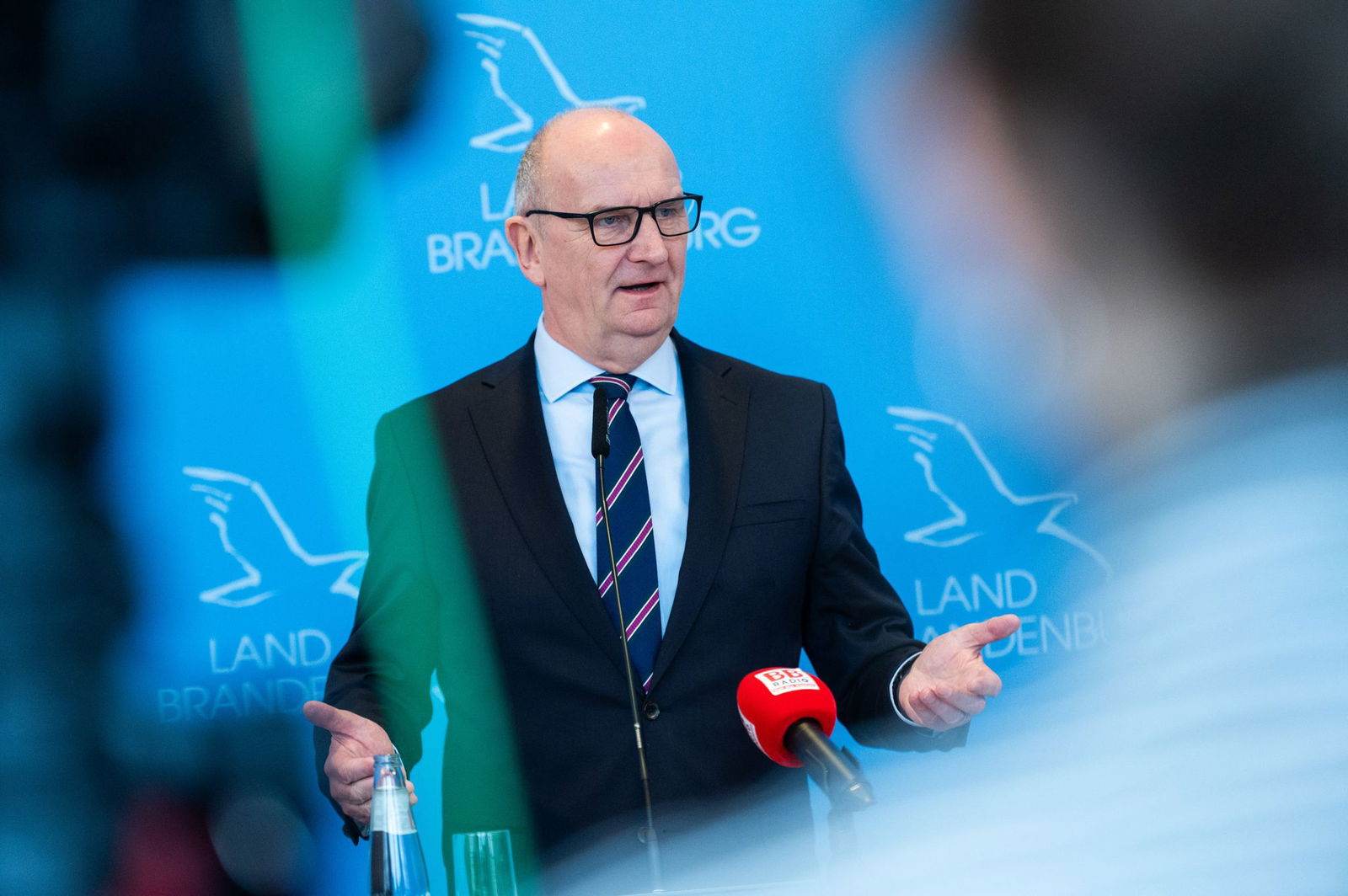 Brandenburgs Ministerpräsident Dietmar Woidke (SPD) erklärt die Koalition mit dem BSW für beendet. 