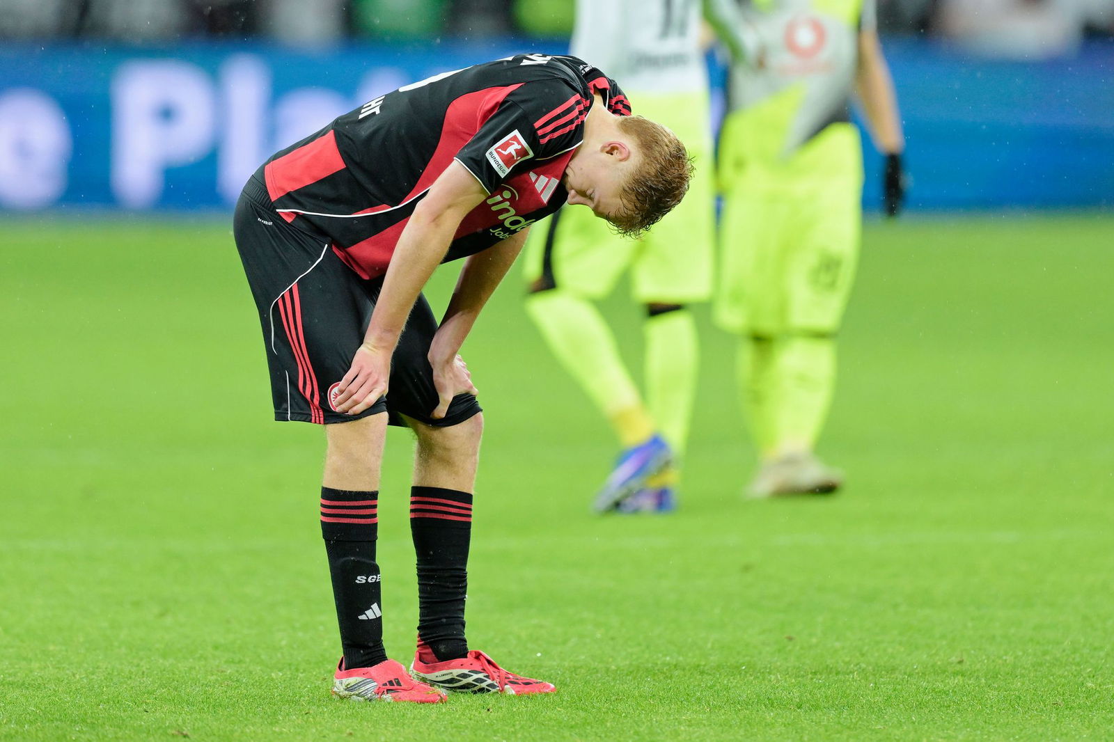 Für Eintracht Frankfurt um Hugo Larsson war beim 3:3 gegen Borussia Dortmund mehr drin.