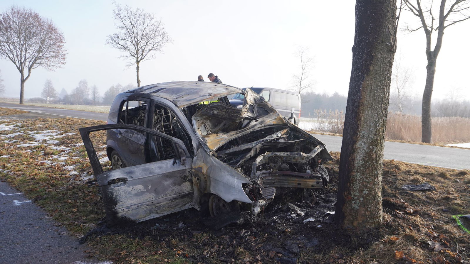 Für den Autofahrer kam jede Hilfe zu spät. (Symbolbild)