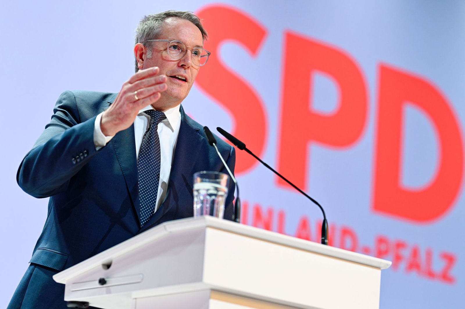 Alexander Schweitzer will Ministerpräsident bleiben - und nicht Minister werden. (Archivbild)