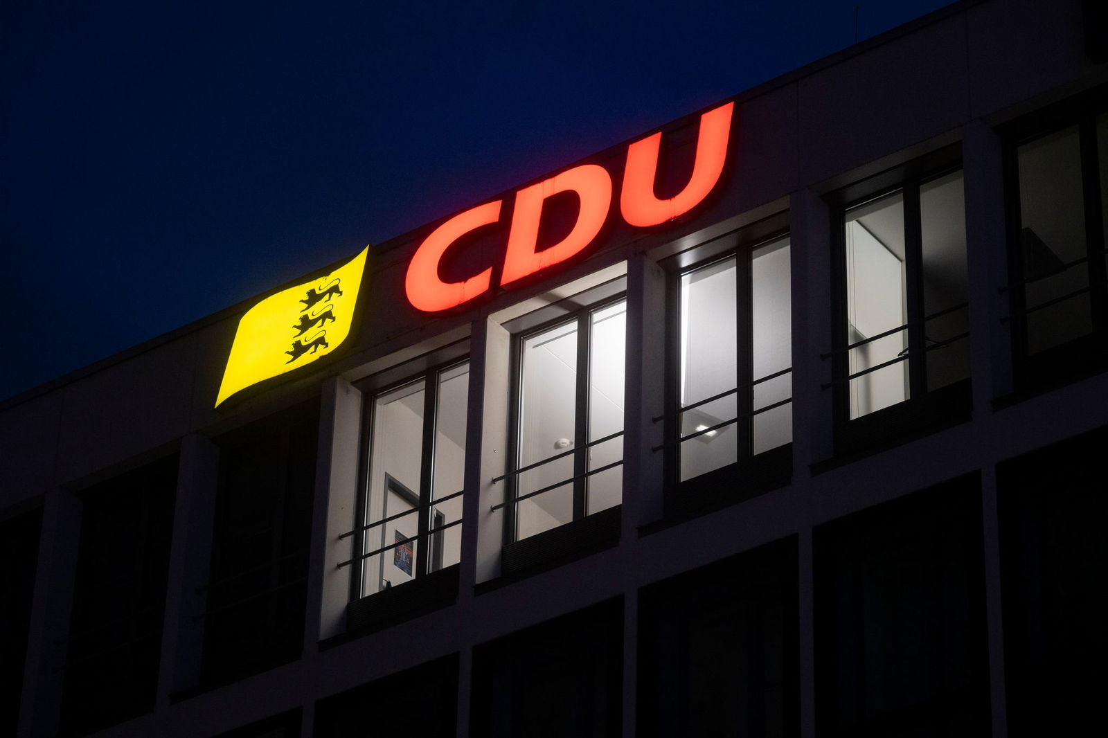 Die Polizei ist in der CDU-Landesgeschäftsstelle im Einsatz gewesen.