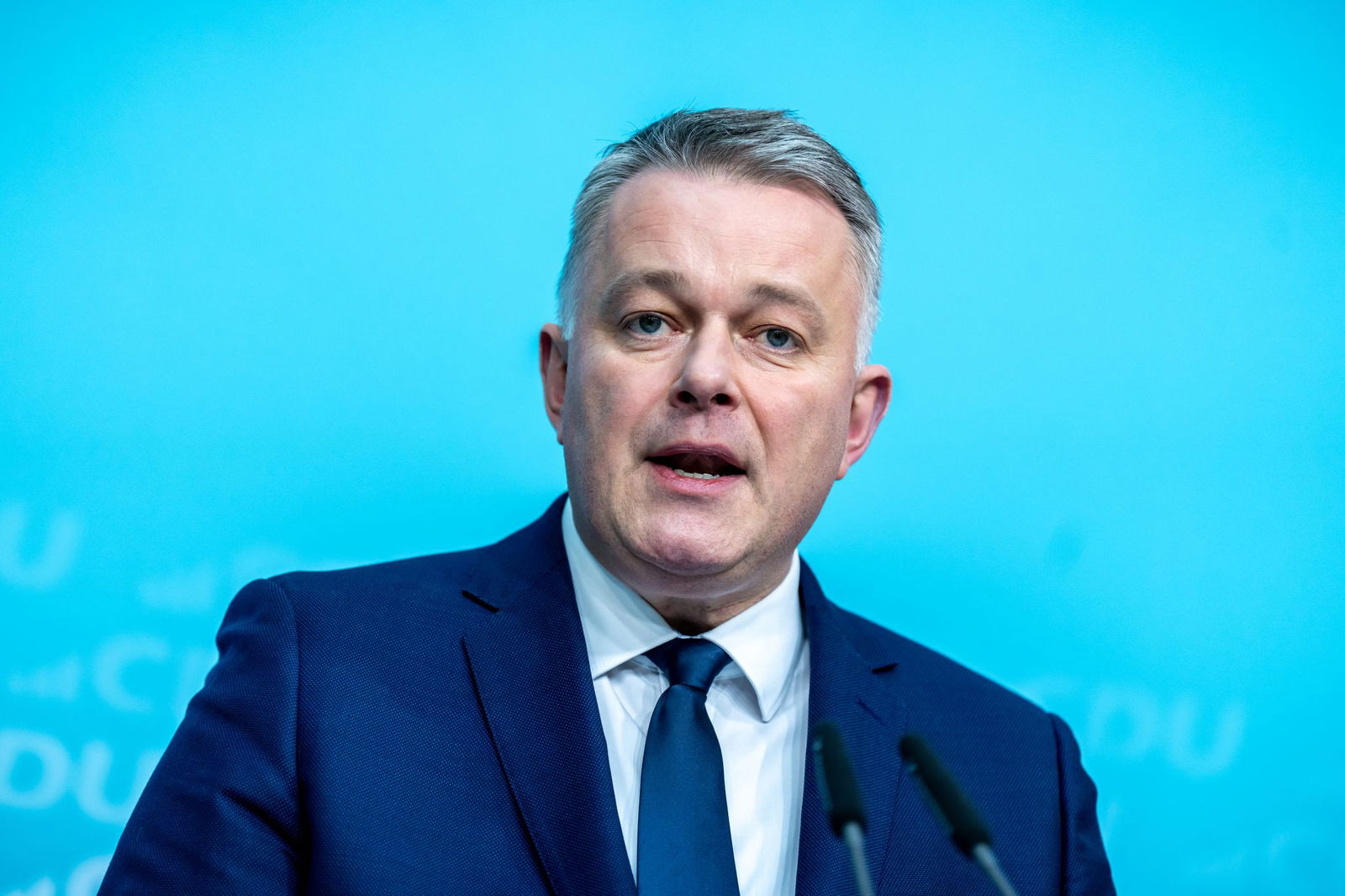 Gordon Schnieder will Social Media für junge Menschen verbieten. (Archivbild)