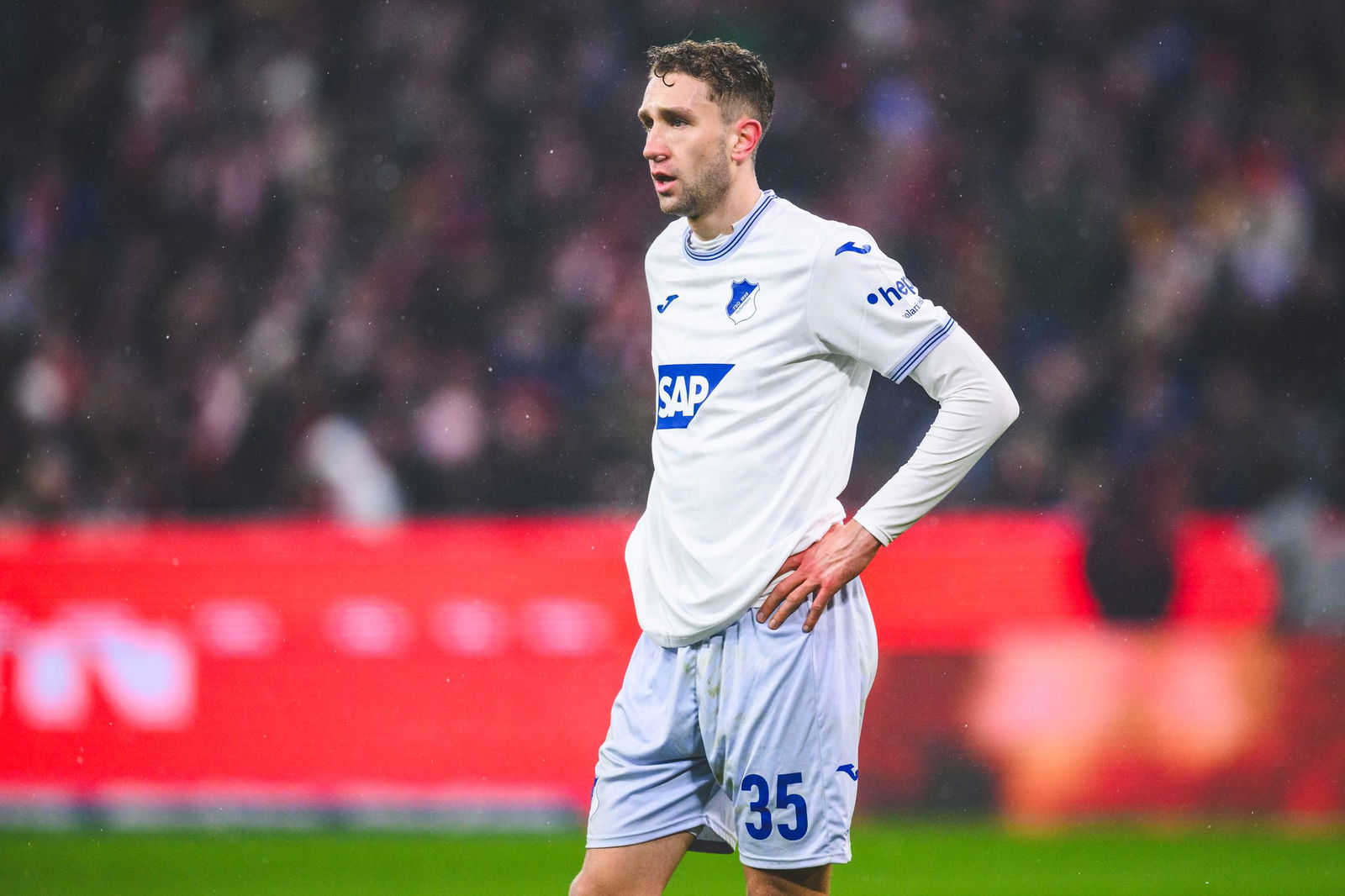 Arthur Chaves soll die Augsburger Abwehr verstärken.