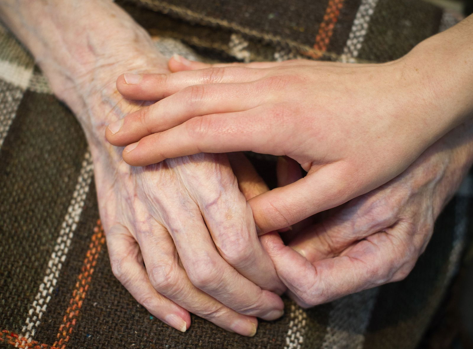 Welche rechtlichen und ethischen Aspekte sollten in einer alternden Gesellschaft und in einer Welt des voranschreitenden medizinischen Fortschritts beachtet werden? Damit befasste sich die Kommission im Kern. (Archivfoto)