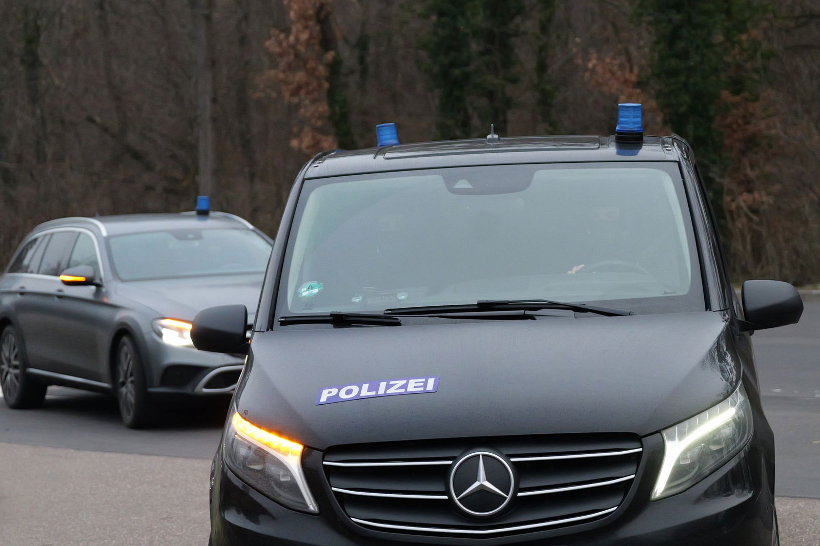 Für die Verdächtigen ging es in Untersuchungshaft. 