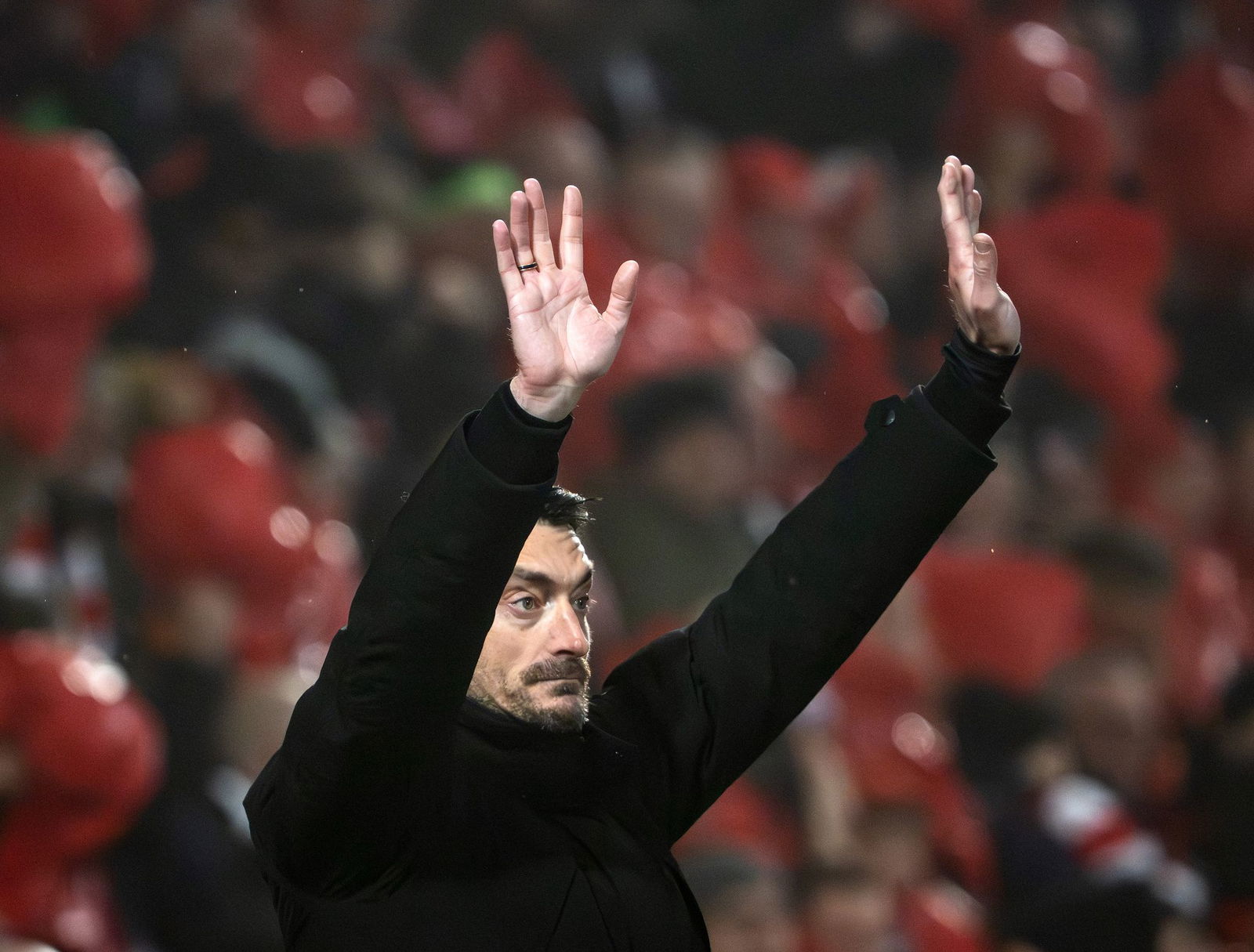 Verfolgte das Spiel aktiv am Seitenrand: Albert Riera.