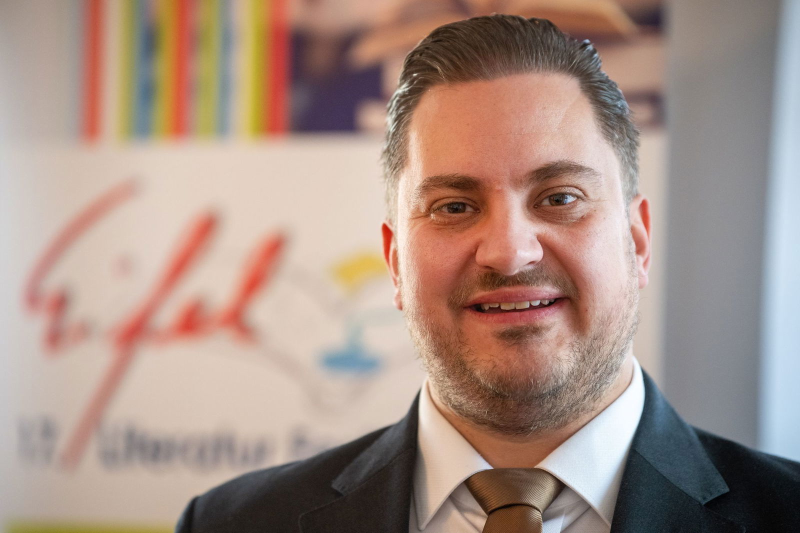 Johannes Zierden übernahm die Leitung des Eifel Literatur Festivals 2023 von seinem Vater Josef Zierden. (Archivbild)