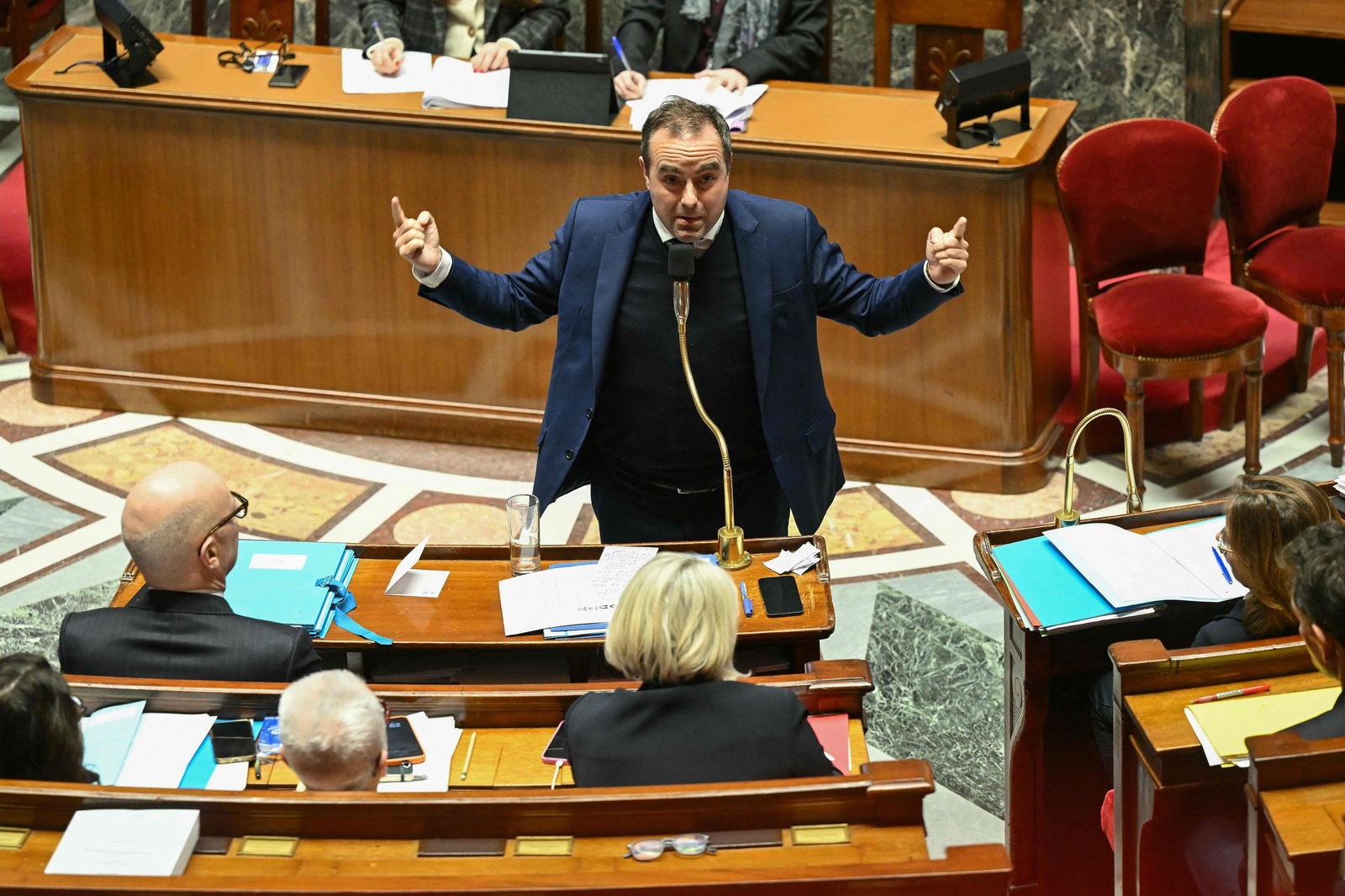 Der französische Premierminister Sébastien Lecornu hatte den Haushalt ohne Endabstimmung durch die Nationalversammlung gedrückt. 