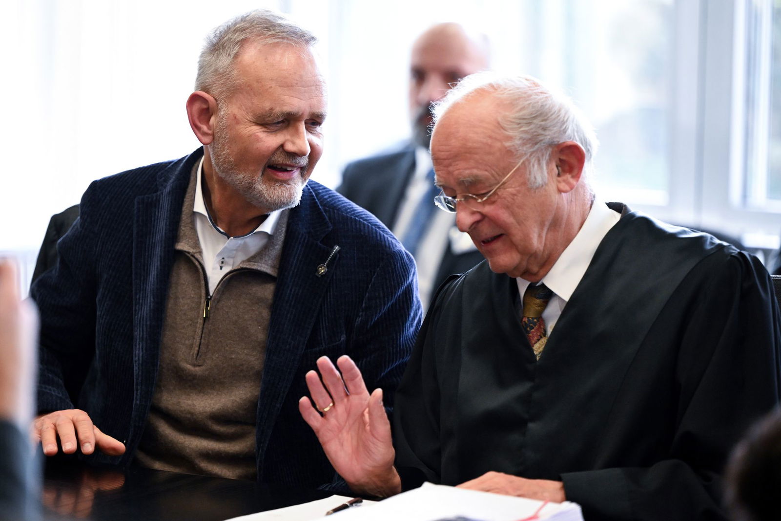 Der klagende Chefarzt ist erleichtert und zufrieden mit dem Urteil 