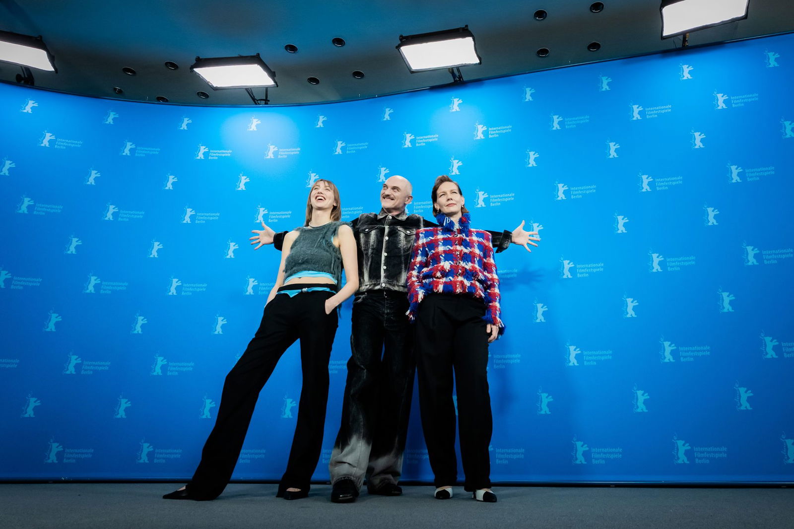 Regisseur Markus Schleinzer stellte mit den Schauspielerinnen Caro Braun und Sandra Hüller seinen Film «Rose» vor.