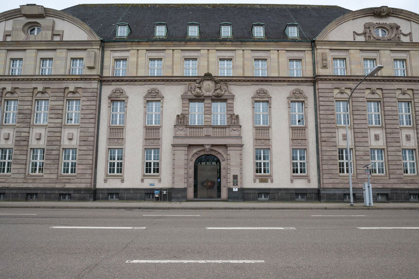 Am 11. Februar beginnt der Prozess wegen Mordes an einem Polizisten im Saarland. (Archivbild) 