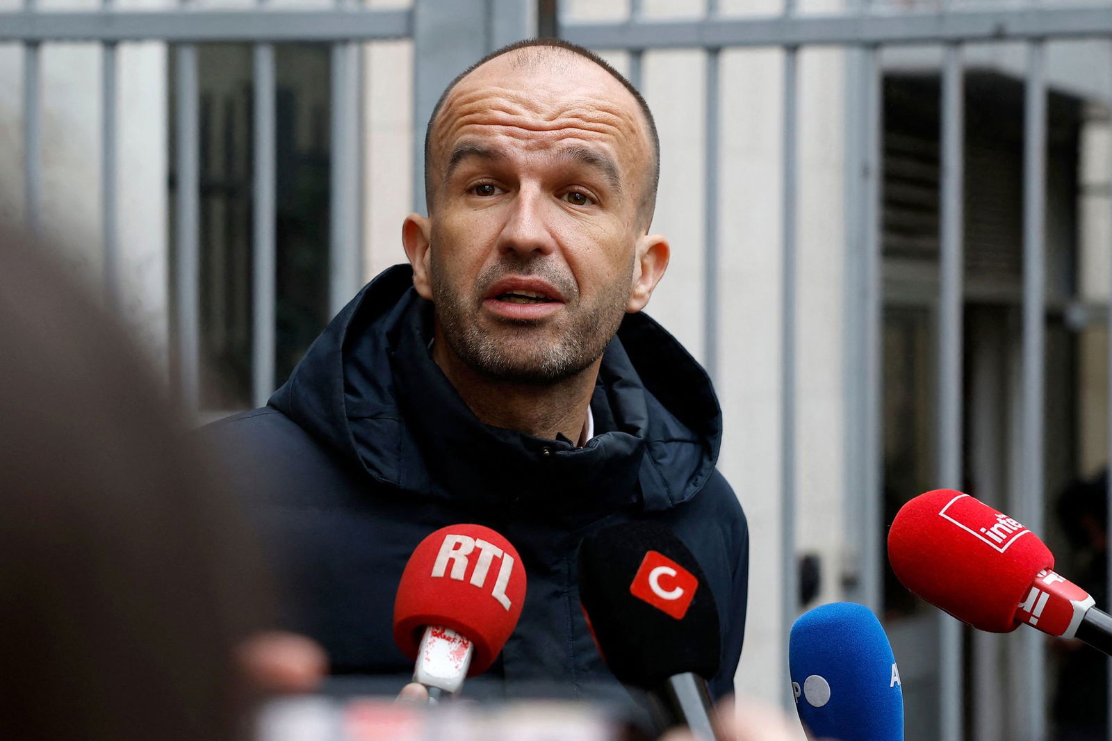 Die Linkspartei in Frankreich gerät nach dem gewaltsamen Tod eines rechten Aktivisten unter Druck.