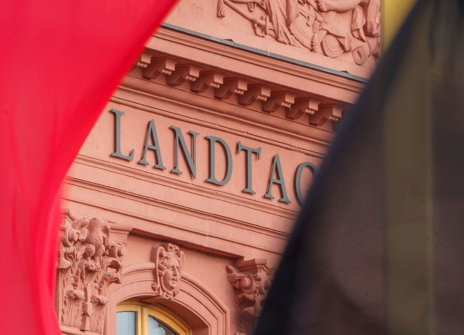 Es deutet sich ein enges Rennen bei der Landtagswahl an. (Symbolbild)